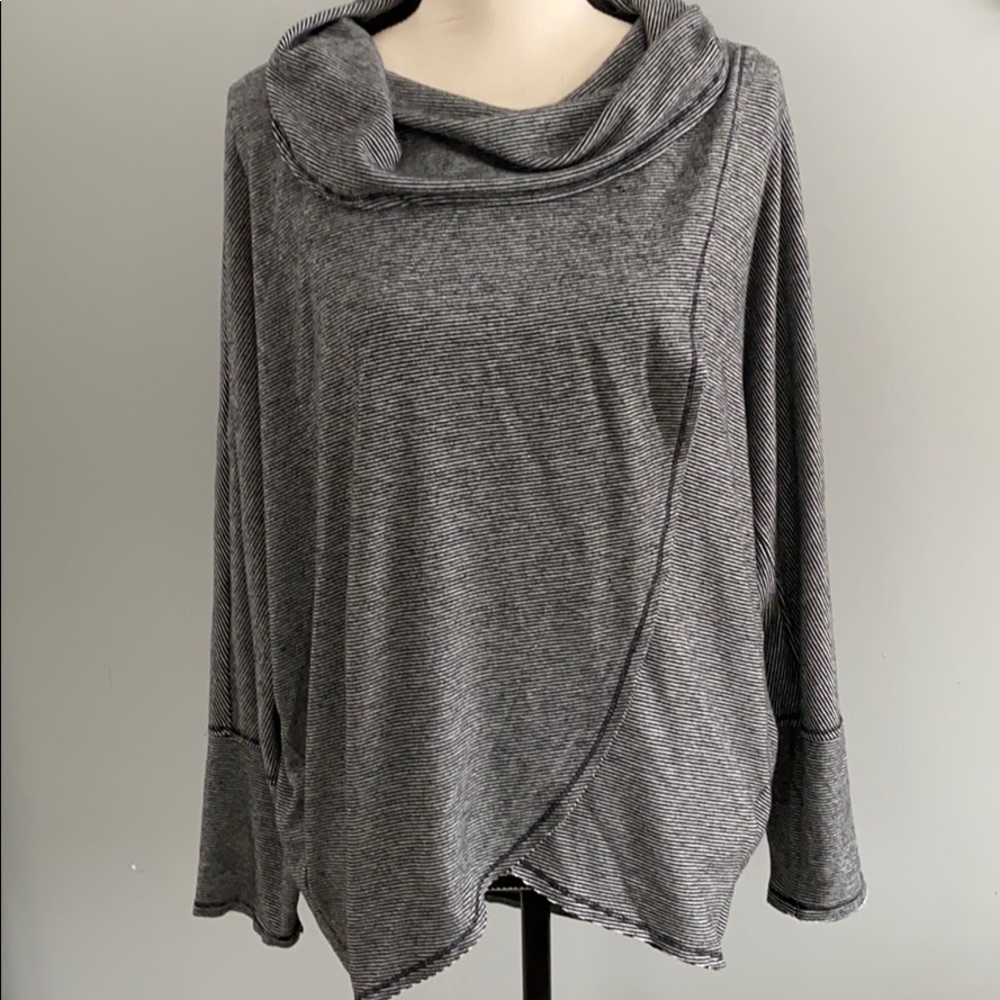 Calvin Klein cowl neck small stripes EUC Large